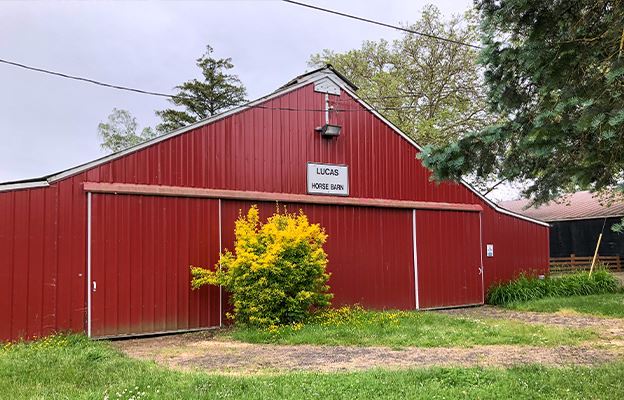 Lucas Barn